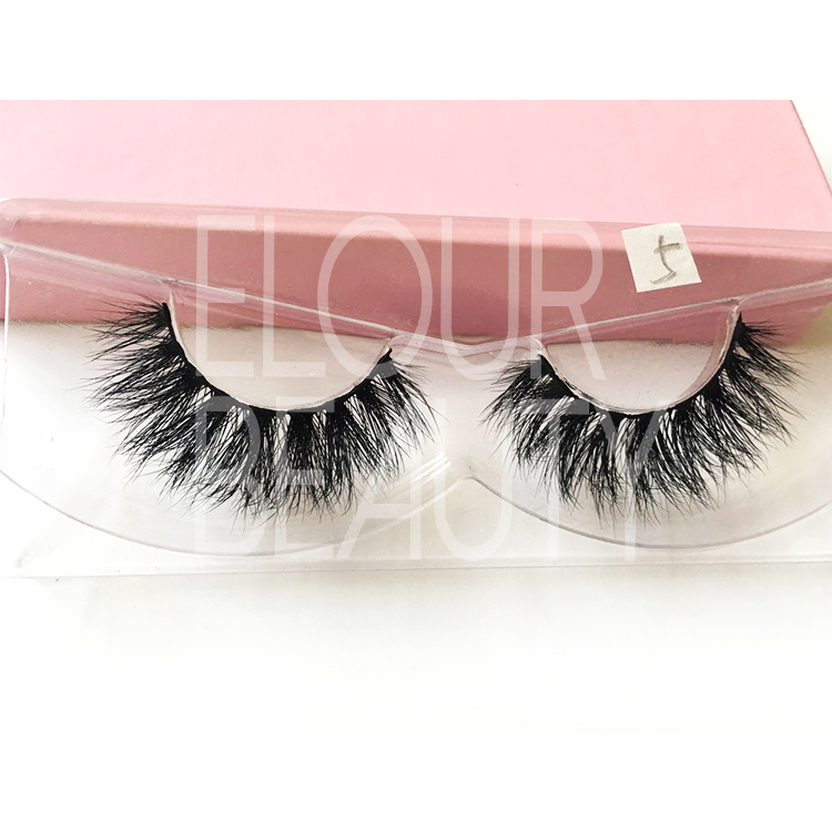 mink eyelash extensions.jpg